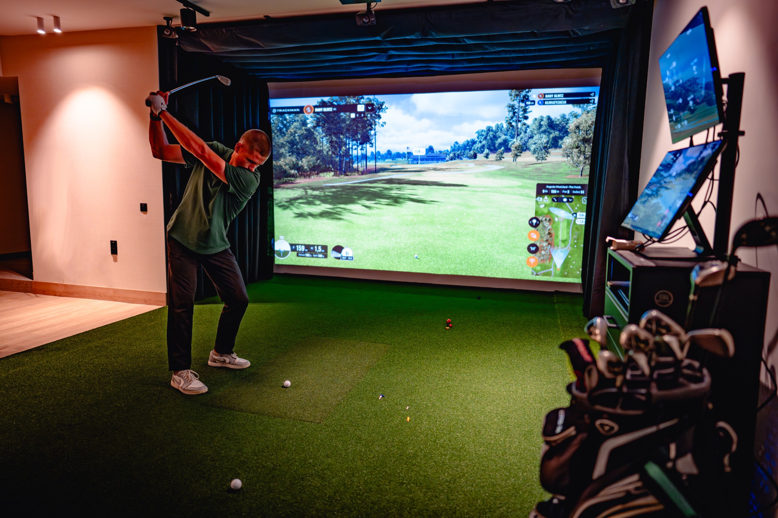 Symulator golfa TRACKMAN IO
